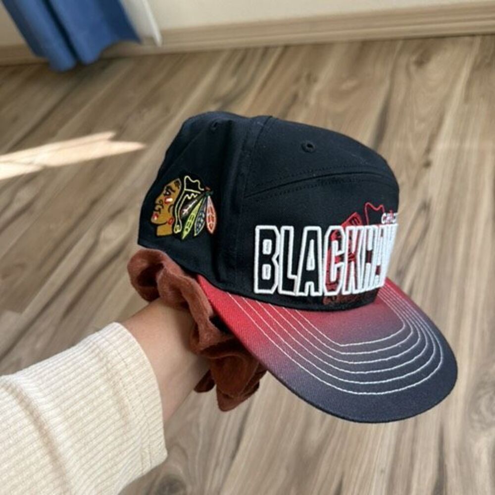‘47 Brand Mens Black Red Chicago NHL Blackhawks Snapback Cap Hat